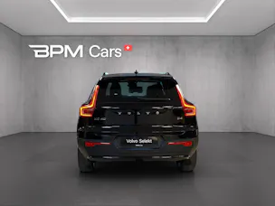 Volvo XC40 B4 Benzin Mild Hybrid Plus Dark DCT