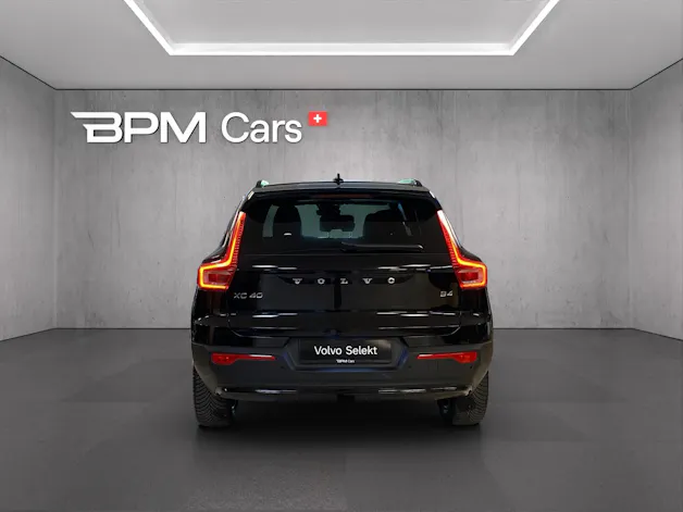 Volvo XC40 B4 Benzin Mild Hybrid Plus Dark DCT