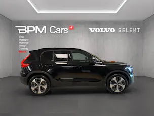 Volvo XC40 B4 Benzin Mild Hybrid Plus Dark DCT