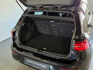 VW Golf VIII 1.5 eTSI R-Line DSG