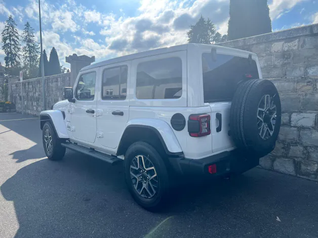 Jeep Wrangler 2.0 Unlimited Sahara Soft Top Automatic