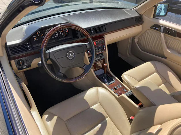 Mercedes-Benz E 320 Cabrio