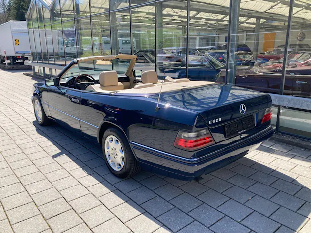 Mercedes-Benz E 320 Cabrio