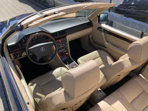 Mercedes-Benz E 320 Cabrio