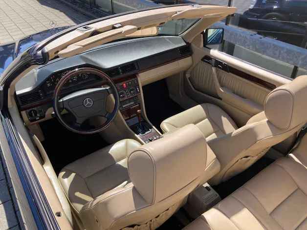Mercedes-Benz E 320 Cabrio