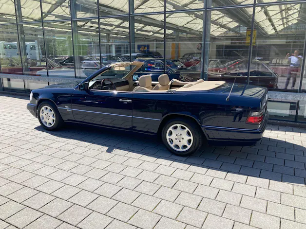 Mercedes-Benz E 320 Cabrio