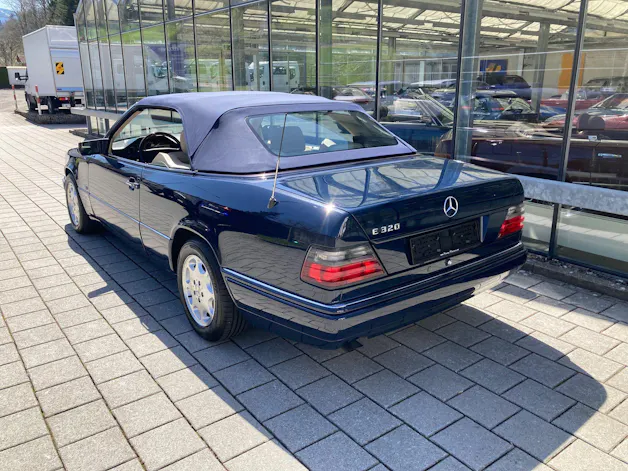 Mercedes-Benz E 320 Cabrio