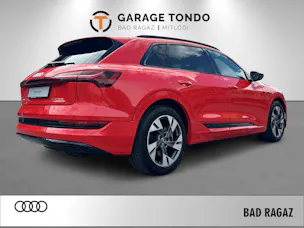 Audi e-tron (Rot) 55 Advanced quattro