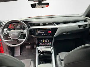 Audi e-tron (Rot) 55 Advanced quattro
