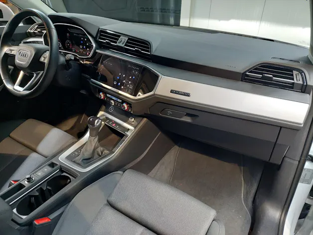 Audi Q3 35 TDI S line quattro S-tronic
