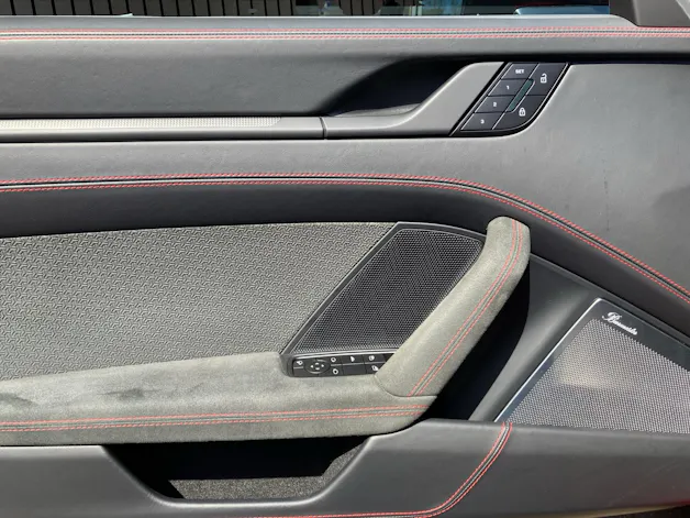 Porsche 911 Carrera 4 GTS Cabriolet