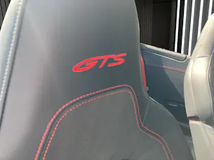 Porsche 911 Carrera 4 GTS Cabriolet