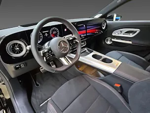 Mercedes-Benz CLA 350 4Matic Shooting Brake EQ