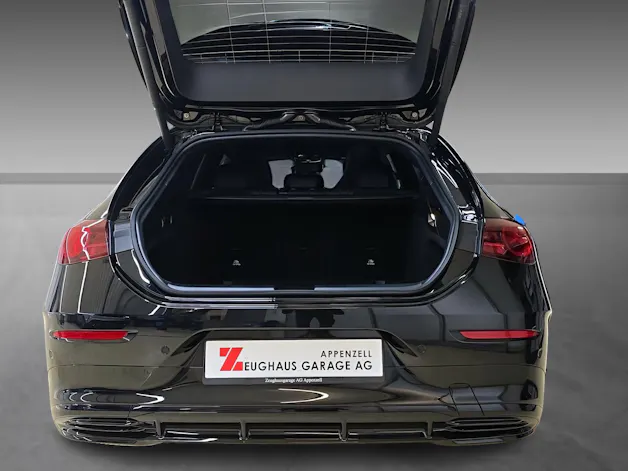 Mercedes-Benz CLA 350 4Matic Shooting Brake EQ