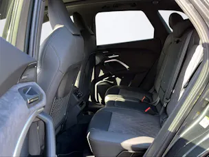 Audi Q5 SUV TFSI quat. 150 kW S t. 2000ccm 204PS/150kW 4 Zylinder TFSI Benzin / mHEV