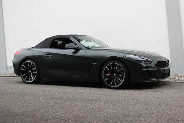 BMW Z4 M40i *FROZEN DEEP GREEN metallic*