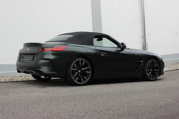 BMW Z4 M40i *FROZEN DEEP GREEN metallic*