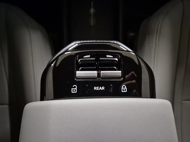 Volvo EX30 CC E60 Twin Performance AWD