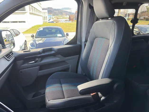 Ford Tourneo Custom 320 L2 2.0 EcoBlue 170 Sport