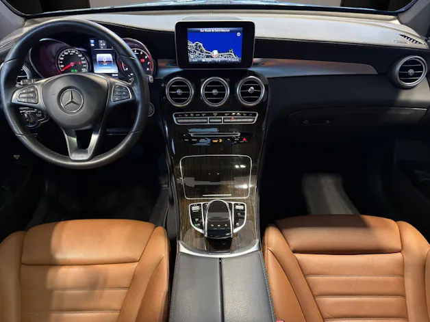 MERCEDES-BENZ GLC 300 4Matic 9G-Tronic