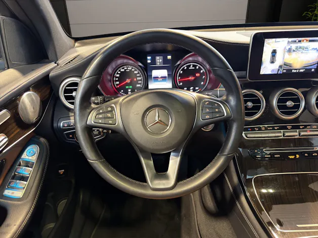 MERCEDES-BENZ GLC 300 4Matic 9G-Tronic