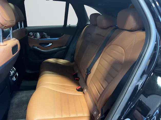 MERCEDES-BENZ GLC 300 4Matic 9G-Tronic