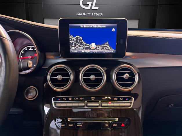 MERCEDES-BENZ GLC 300 4Matic 9G-Tronic