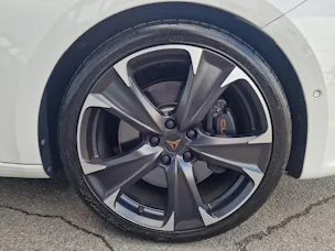 Cupra LEON ST 2.0 TSI VZ DSG 4Drive