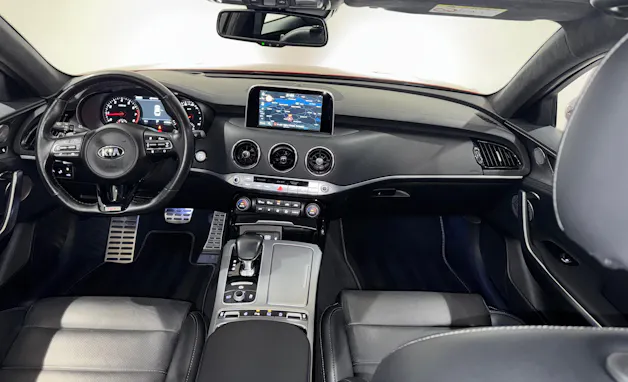 Kia Stinger 3.3 T-GDi GT Automat AWD | 1.Hand | CH |