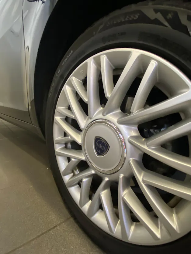 Lancia Ypsilon 1.2 Platinum