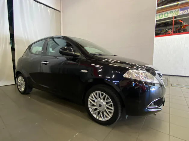 Lancia Ypsilon 1.2 Platinum
