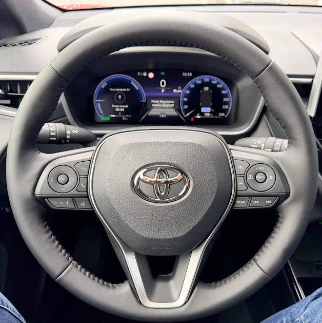 Toyota Corolla Cross 2.0 4WD Trend e-CVT