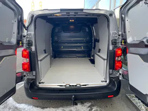 Peugeot Expert 2.0 BlueHDi 180 S&S Standard EAT8