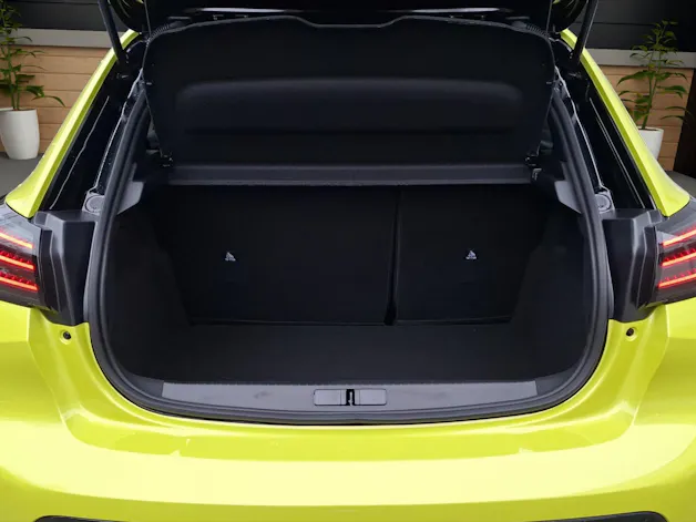 Peugeot 208 NEW Elektrik 115kW GT