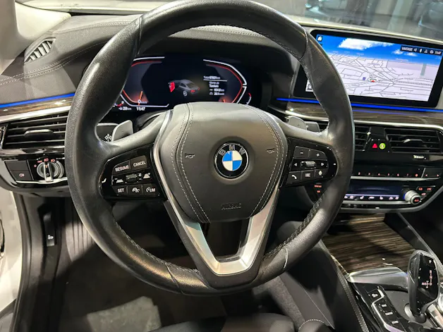 BMW 520d xDrive 48V Luxury Line Steptronic