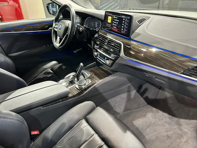 BMW 520d xDrive 48V Luxury Line Steptronic