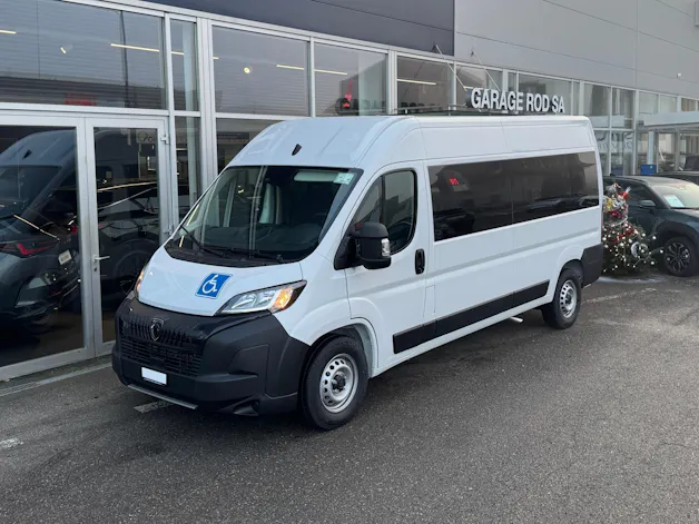 Peugeot Boxer 2.2 HDI 335 L3H2 EAT8