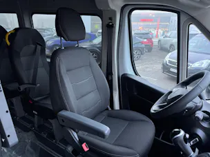 Peugeot Boxer 2.2 HDI 335 L3H2 EAT8