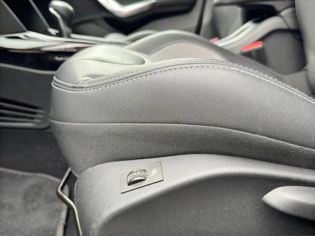 Peugeot 2008 1.2 PureTech Allure EAT6