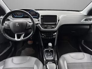 Peugeot 2008 1.2 PureTech Allure EAT6