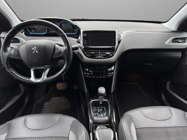 Peugeot 2008 1.2 PureTech Allure EAT6