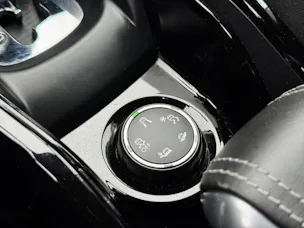 Peugeot 2008 1.2 PureTech Allure EAT6