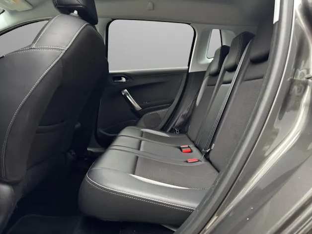 Peugeot 2008 1.2 PureTech Allure EAT6