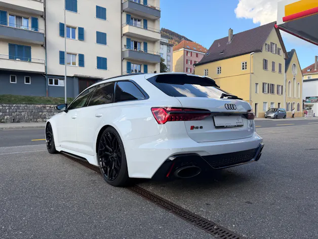 AUDI RS6 Avant 4.0 TFSI V8 qu