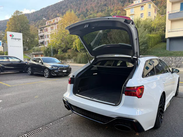 AUDI RS6 Avant 4.0 TFSI V8 qu