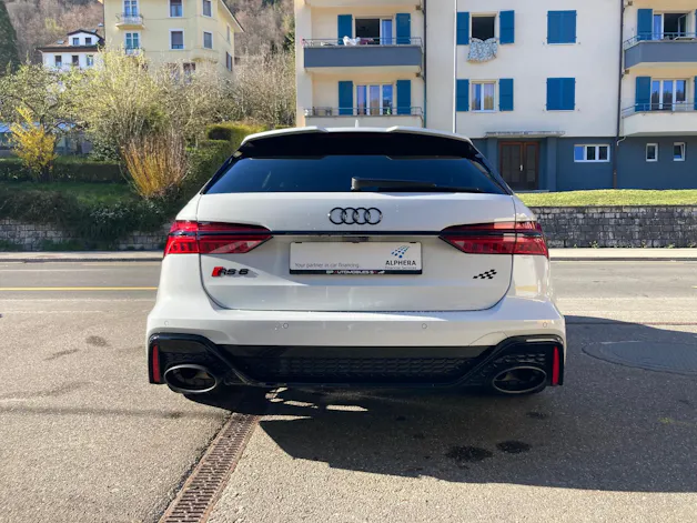 Audi RS6 Avant 4.0 TFSI V8 qu