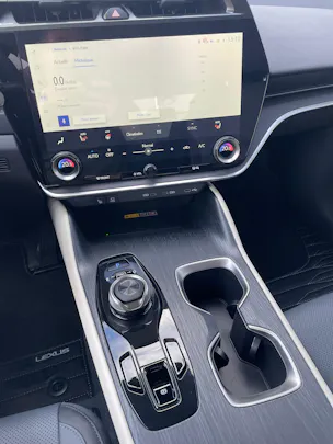 Lexus RZ 300e 71,4 KW Comfort