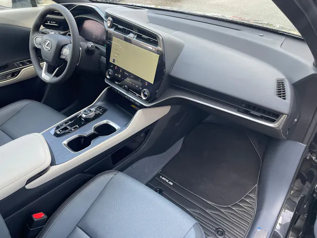 Lexus RZ 300e 71,4 KW Comfort