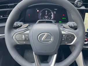 Lexus RZ 300e 71,4 KW Comfort