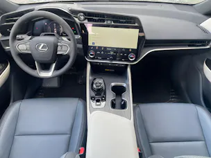 Lexus RZ 300e 71,4 KW Comfort